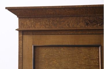 アンティーク家具　特注品　タモ材玉杢　桐材　凝ったつくりが魅力の高級感溢れる2WAY重ね箪笥(衣装箪笥、引き出し、桐箪笥、桐たんす)(R-038320)