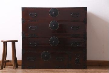 アンティーク家具　和製アンティーク　溜塗り　美品!漆塗りの光沢が美しい重ね箪笥(時代箪笥、衣装箪笥、引き出し)(R-038321)