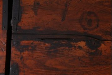 アンティーク家具　和製アンティーク　溜塗り　美品!漆塗りの光沢が美しい重ね箪笥(時代箪笥、衣装箪笥、引き出し)(R-038321)