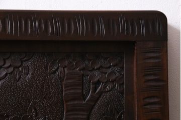 ビンテージ　伝統工芸　軽井沢彫り　桜の木が彫られた木製ベッドフレーム(R-038324)
