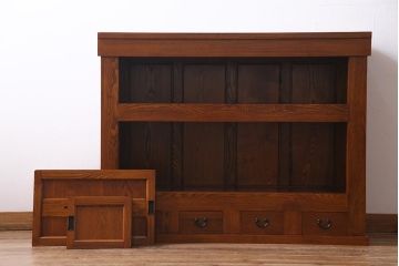新古品　民芸家具　ニレ無垢材　上品な和の雰囲気を醸し出す水屋箪笥・上(サイドボード、戸棚)(R-038326)