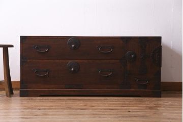 アンティーク家具　前面桐材　味わい深い木肌が魅力的な最上箪笥(ローボード、ローチェスト、衣装箪笥、桐箪笥、桐たんす)(R-038344)