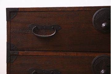 アンティーク家具　前面桐材　味わい深い木肌が魅力的な最上箪笥(ローボード、ローチェスト、衣装箪笥、桐箪笥、桐たんす)(R-038344)