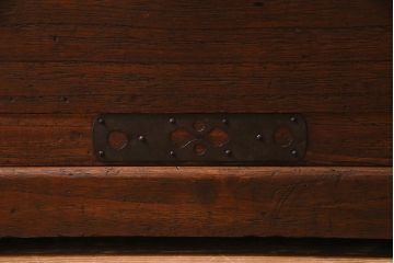 アンティーク家具　前面桐材　味わい深い木肌が魅力的な最上箪笥(ローボード、ローチェスト、衣装箪笥、桐箪笥、桐たんす)(R-038344)