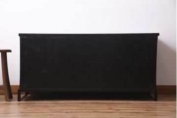 アンティーク家具　前面ケヤキ材漆塗り　台付きリメイク　和モダンな仙台箪笥ローチェスト(ローボード、引き出し、時代箪笥)(R-038348)
