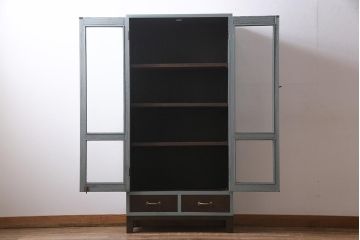 ラフジュ工房オリジナル　古建具リメイク　気泡ガラス・ダイヤガラス　くすみのあるペイントがお洒落な脚付きブックケース(本箱、収納棚、キャビネット)(R-038349)
