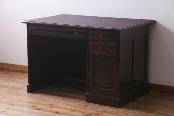 中古　北海道民芸家具　シックな雰囲気が魅力の片袖デスク(机、在宅ワーク、在宅用ワークデスク)(R-038351)