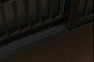 ラフジュ工房オリジナル　古建具リメイク　すりガラス入り　洗練された和の雰囲気を放つ重ね戸棚(書院戸、組子、キャビネット、収納棚)(R-038355)