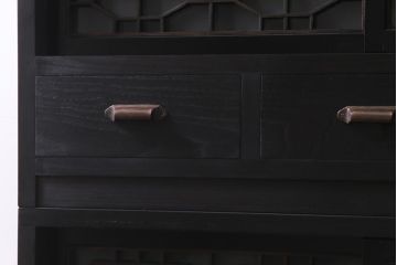 ラフジュ工房オリジナル　古建具リメイク　すりガラス入り　洗練された和の雰囲気を放つ重ね戸棚(書院戸、組子、キャビネット、収納棚)(R-038355)