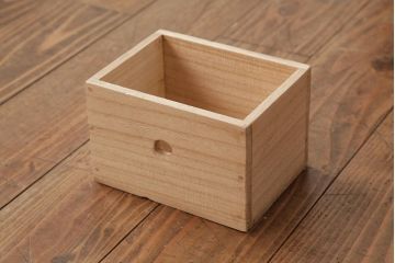 アンティーク家具　古民具・骨董　江戸明治期　総桐材　重厚感漂う船箪笥(舟箪笥、掛硯型、懸硯型、小引き出し、桐箪笥、桐たんす)(R-038357)