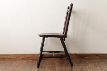 ビンテージ家具　松本民芸家具　希少品　86型スピンドルチェア　滑らかな質感と落ち着いた色合いが魅力のウィンザーチェア(椅子、ダイニングチェア、板座チェア、ウインザーチェア)(R-038360)