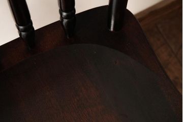 ビンテージ家具　松本民芸家具　希少品　86型スピンドルチェア　滑らかな質感と落ち着いた色合いが魅力のウィンザーチェア(椅子、ダイニングチェア、板座チェア、ウインザーチェア)(R-038361)