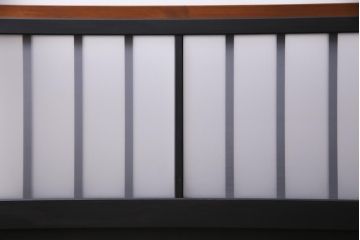 レトロ建具　ペイント　すりガラス入り　和モダンな雰囲気漂うガラス戸2枚セット(引き戸、建具)(R-038367)