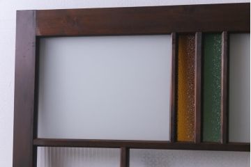 アンティーク建具　当店オリジナルガラス・当時物色ガラス入り　レトロなディスプレイとしてもおすすめのガラスドア(建具、扉、ガラス戸)(R-038370)