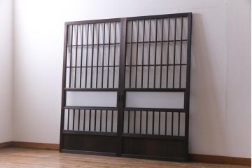 レトロ建具　すりガラス入り　和モダンな雰囲気漂うガラス戸2枚セット(引き戸、建具)(R-038372)