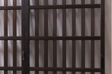 アンティーク建具　和製アンティーク　昭和初期　和モダンスタイルにおすすめのガラス格子戸2枚セット(引き戸、建具)(R-038373)