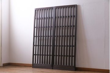 アンティーク建具　和製アンティーク　昭和初期　和モダンスタイルにおすすめのガラス格子戸2枚セット(引き戸、建具)(R-038373)