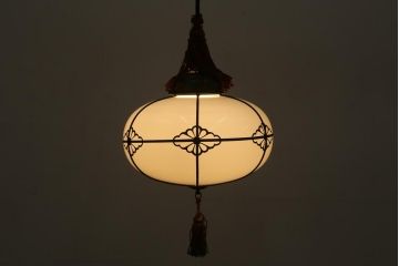 アンティーク照明　昭和初期　雪洞型　菊菱模様が和の雰囲気を高めるペンダントライト(吊り下げ照明)(R-038377)