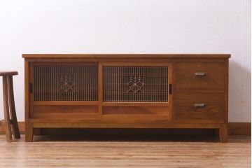 ラフジュ工房オリジナル　古建具リメイク　和の風情漂うテレビボード(ローボード、収納棚、戸棚)(R-038382)