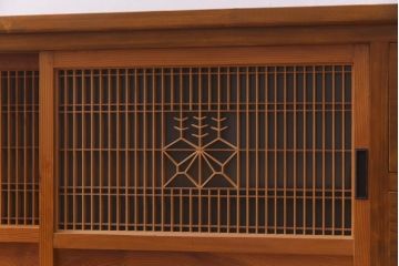ラフジュ工房オリジナル　古建具リメイク　和の風情漂うテレビボード(ローボード、収納棚、戸棚)(R-038382)