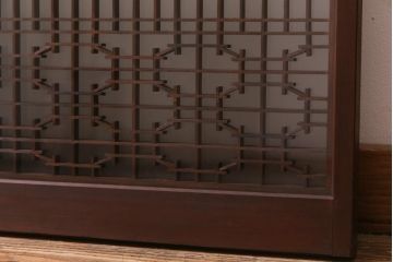 ラフジュ工房オリジナル　古建具リメイク　すりガラス入り　組子模様が風情漂う脚付き戸棚(書院戸、キャビネット、テレビ台、テレビボード)(R-038383)