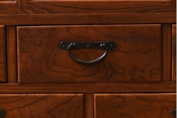 アンティーク家具　和製アンティーク　大正昭和初期　前面ケヤキ材　和の趣ただよう収納箪笥(時代箪笥、帳場箪笥、引き出し)(R-038387)