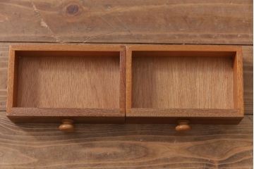 ヴィンテージ家具　北欧ビンテージ　チーク材　木の温もりとデザイン性を兼ね備えたライティングビューロー(簿記机、在宅ワーク、在宅用デスク)(R-038390)