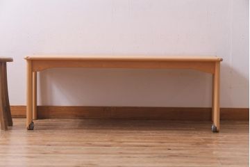 中古　飛騨産業　キツツキ　kids furniture　KF154TB　ビーチ材　キッズスタッキングテーブル(キャスター付きテーブル)(R-038392)