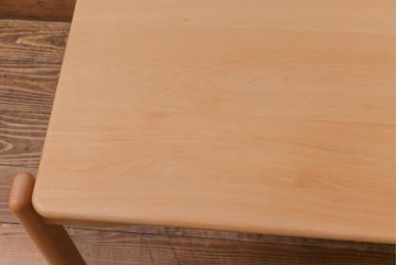 中古　飛騨産業　キツツキ　kids furniture　KF153TB　ビーチ材　キッズスタッキングテーブル(キャスター付きテーブル)(R-038394)