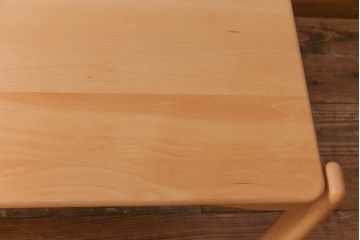 中古　飛騨産業　キツツキ　kids furniture　KF153TB　ビーチ材　キッズスタッキングテーブル(キャスター付きテーブル)(R-038394)