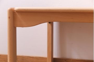 中古　飛騨産業　キツツキ　kids furniture　KF154TB　ビーチ材　キッズスタッキングテーブル(キャスター付きテーブル)(R-038397)