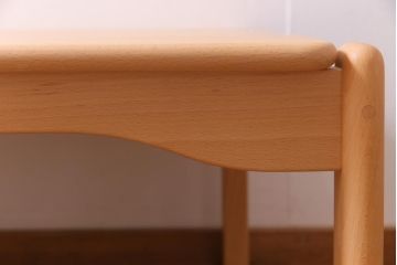 中古　飛騨産業　キツツキ　kids furniture　KF151TB　ビーチ材　キッズスタッキングテーブル(キャスター付きテーブル)(R-038402)
