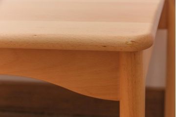 中古　飛騨産業　キツツキ　kids furniture　KF151TB　ビーチ材　キッズスタッキングテーブル(キャスター付きテーブル)(R-038403)