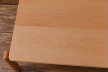 中古　飛騨産業　キツツキ　kids furniture　KF151TB　ビーチ材　キッズスタッキングテーブル(キャスター付きテーブル)(R-038404)