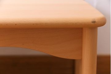 中古　飛騨産業　キツツキ　kids furniture　KF151TB　ビーチ材　キッズスタッキングテーブル(キャスター付きテーブル)(R-038405)