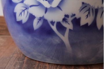 アンティーク雑貨　昭和初期　大輪の花が目を引く瀬戸火鉢(R-038408)