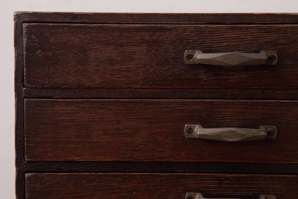 アンティーク家具　和製アンティーク　古い物ならではの風合いが魅力的な小引き出し(小物収納)(R-038418)