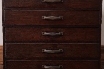 アンティーク家具　和製アンティーク　古い物ならではの風合いが魅力的な小引き出し(小物収納)(R-038418)