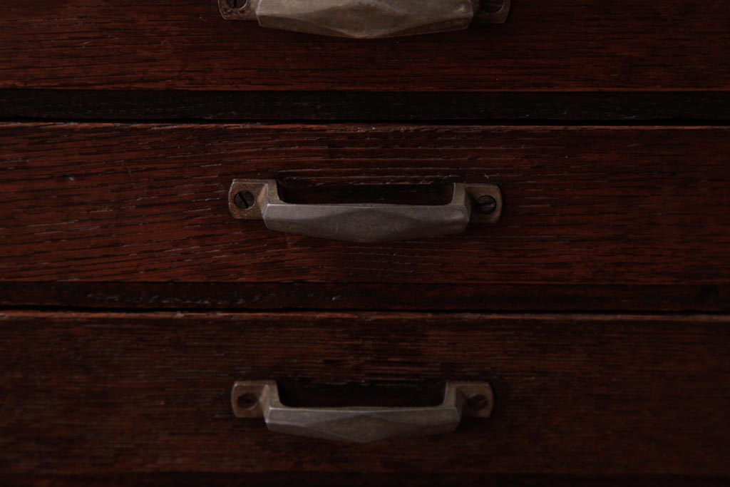 アンティーク家具　和製アンティーク　古い物ならではの風合いが魅力的な小引き出し(小物収納)(R-038418)