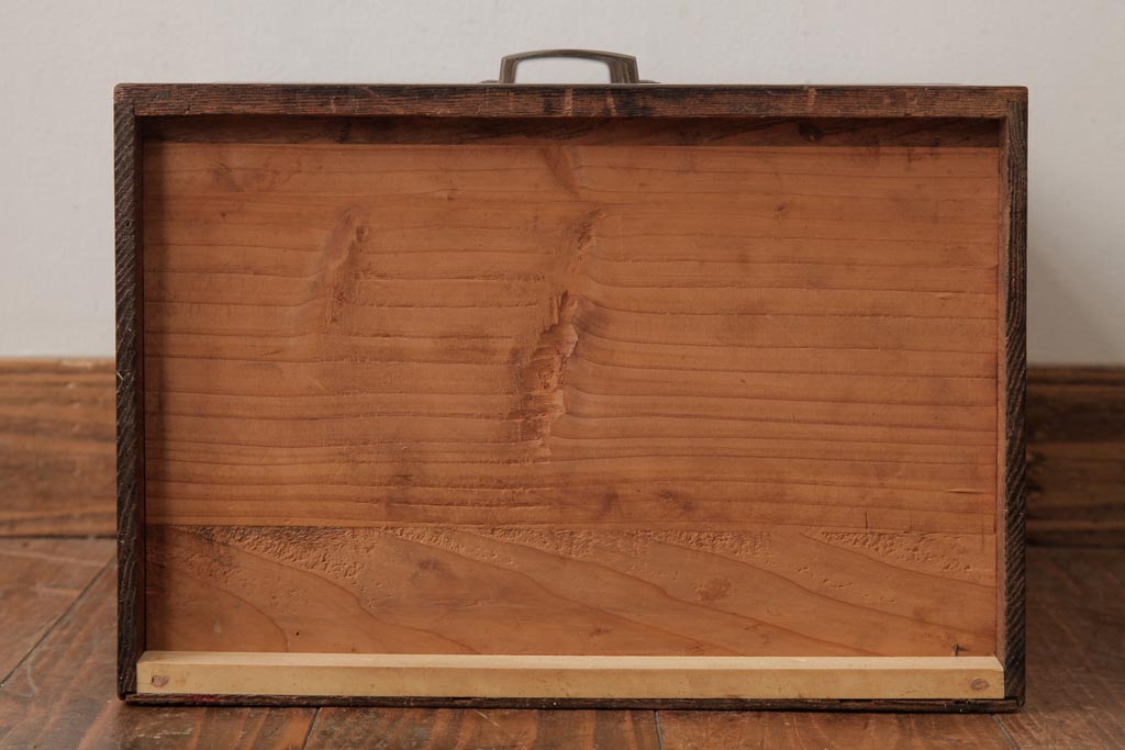 アンティーク家具　和製アンティーク　古い物ならではの風合いが魅力的な小引き出し(小物収納)(R-038418)