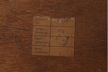 ヴィンテージ家具　北欧ビンテージ　G-PLAN(ジープラン)　オーク材があたたかな印象のチェスト(引き出し)(R-038423)