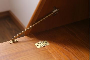 ヴィンテージ家具　北欧ビンテージ　すっきりとした佇まいが魅力のライティングビューロー(簿記机、在宅ワーク、在宅用デスク)(R-038426)