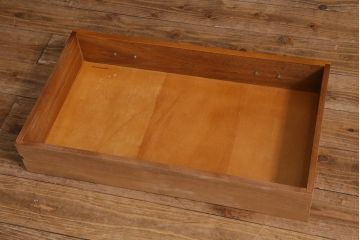 ヴィンテージ家具　北欧ビンテージ　すっきりとした佇まいが魅力のライティングビューロー(簿記机、在宅ワーク、在宅用デスク)(R-038426)