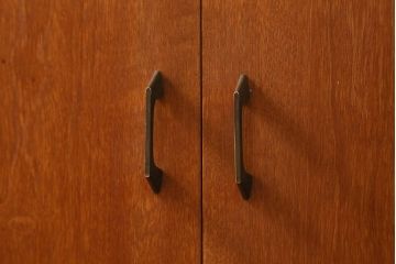 ヴィンテージ家具　北欧ビンテージ　すっきりとした佇まいが魅力のライティングビューロー(簿記机、在宅ワーク、在宅用デスク)(R-038426)