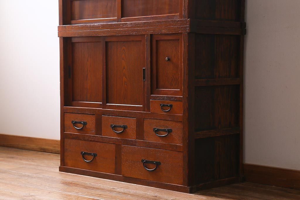 アンティーク家具　和製アンティーク　組子のガラス戸付き　レトロな水屋箪笥(重ね戸棚、収納棚)(R-038430)