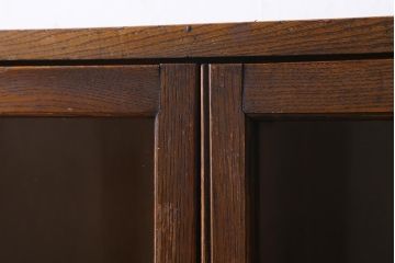 アンティーク家具　昭和初期　三方栗材　味わいのある木味が魅力のレトロな引き出し付き本箱(ブックケース、収納棚)(R-038431)