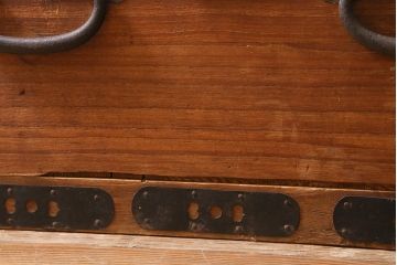 アンティーク家具　和製アンティーク　前面桐材　素朴な木味が魅力の重ねタンス(和タンス、衣装箪笥、時代箪笥、桐箪笥、桐たんす)(R-038432)