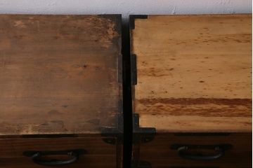 アンティーク家具　和製アンティーク　前面桐材　素朴な木味が魅力の重ねタンス(和タンス、衣装箪笥、時代箪笥、桐箪笥、桐たんす)(R-038432)