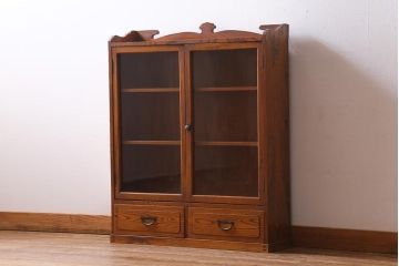 アンティーク家具　昭和初期　三方栓材　ユニークなデザインが魅力の本箱(ブックケース、収納棚)(R-038433)