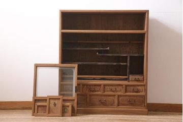 アンティーク家具　大正昭和初期　ストリップド(剥離)　三方ケヤキ材　上手物!黒柿が目を引く凝った造りの茶箪笥(収納棚、戸棚)(R-038434)